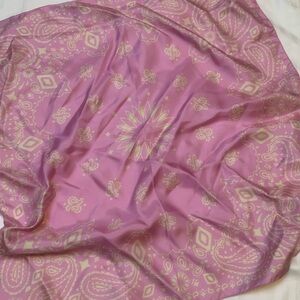 New j crew collection silk square scarf 19”